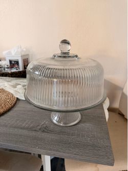 Cake stand