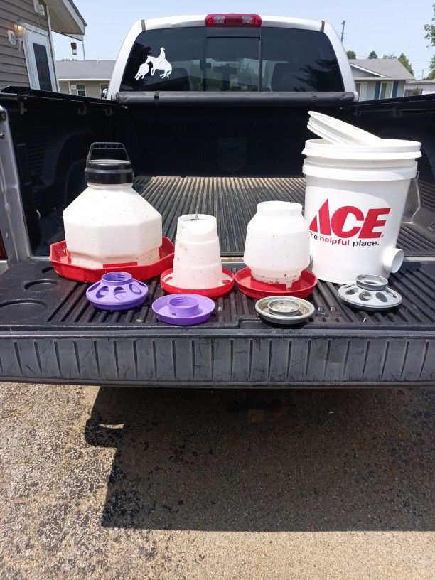 Poultry Feeders/ Waters