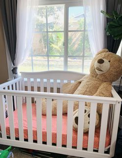 White Crib & Mattered Good Condition 