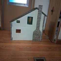 Doll House 