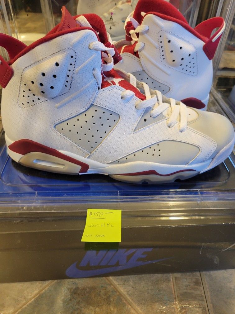 AIR JORDAN 6 RETRO