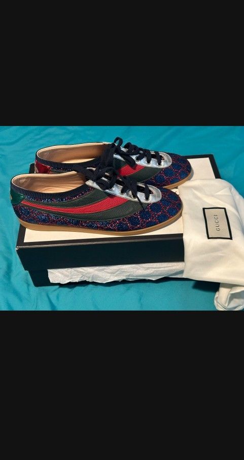Gucci Shoes 