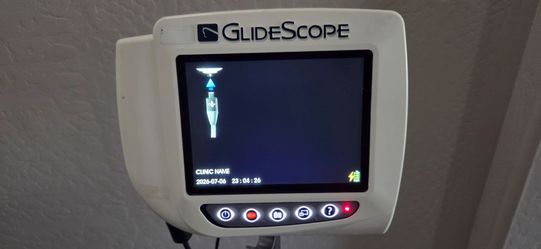 GLIDESCOPE Video Laryngoscope  medical equipment . Make an Offer