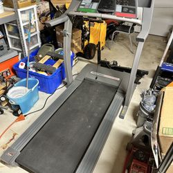 Pro-form Front Runner Treadmill (Model# PFTLO1704)