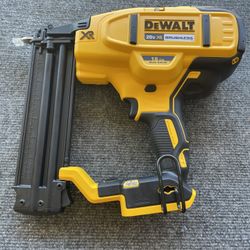 Dewalt 18gauge Brad Nailer TOOL ONLY