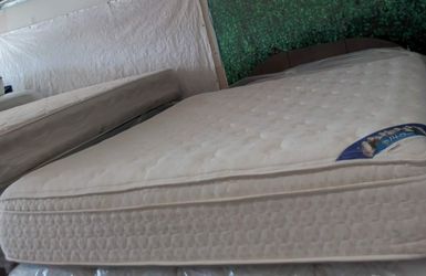 Queen Size Mattress (Colchón Queen Size)