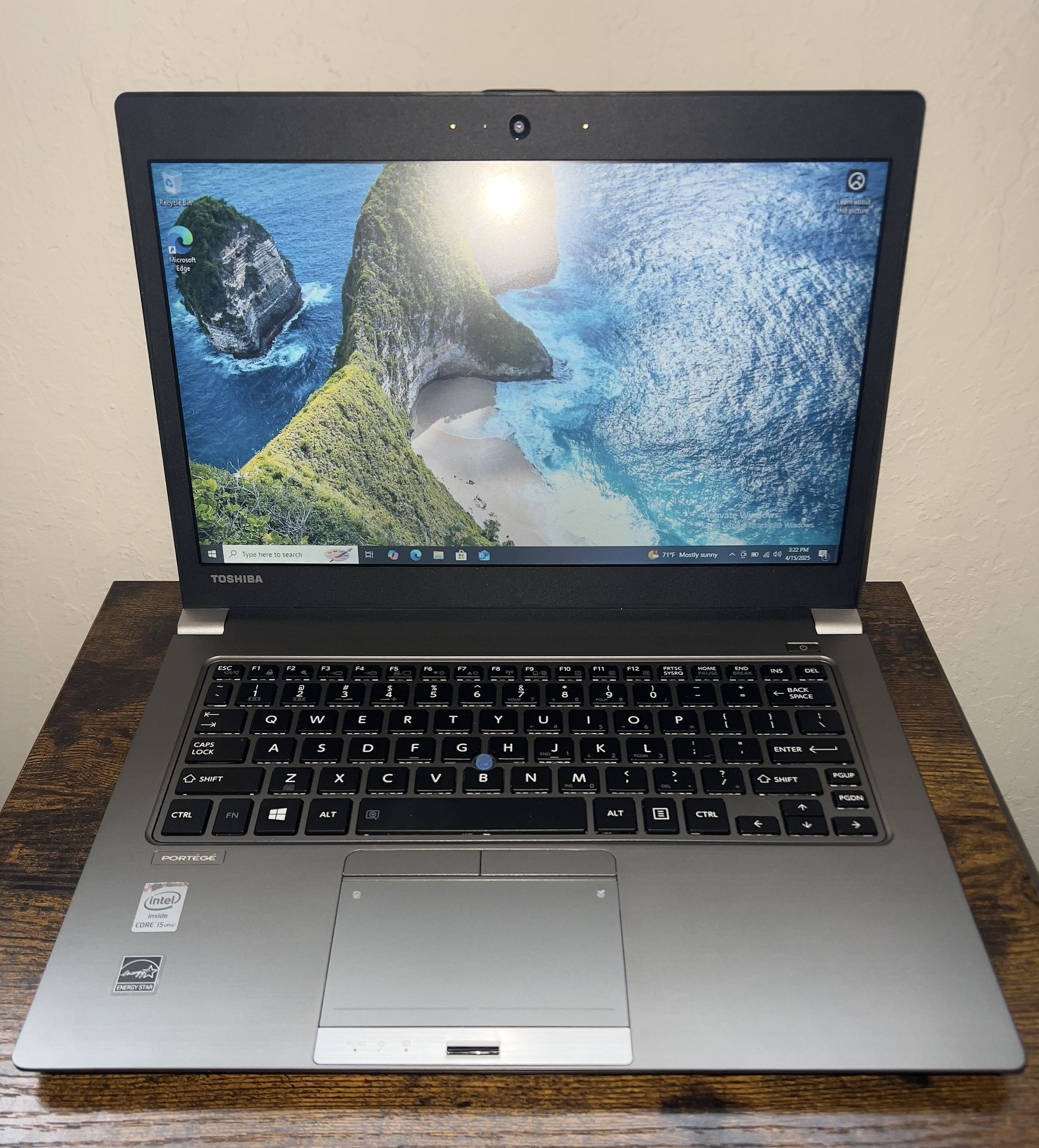 Toshiba Portege Z30-A1301 13.3โ Silver Ultrabook, i5-4300U vPro, 8GB RAM, 128GB SSD, Win 10 Pro