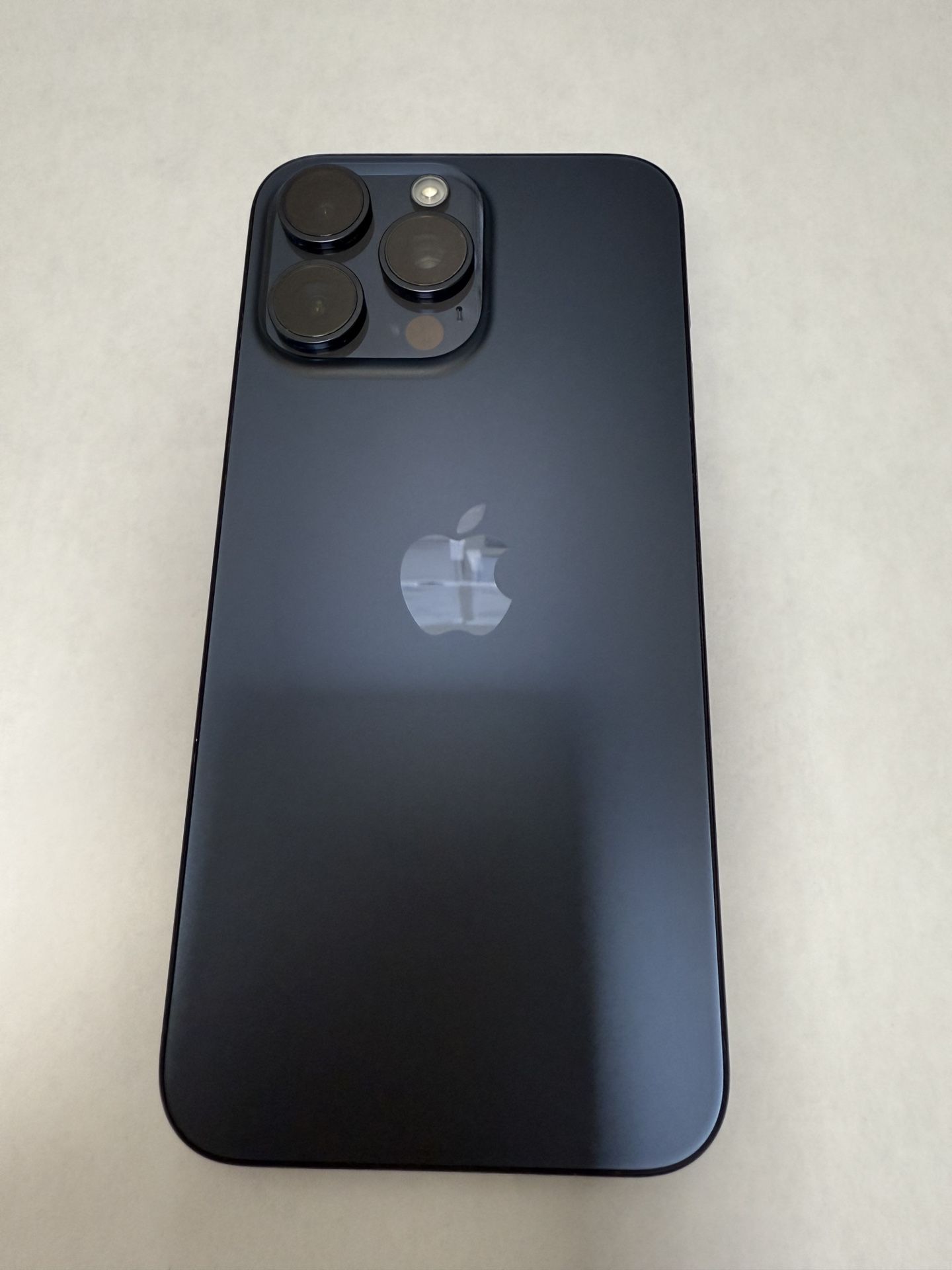 iPhone 16 Pro Max 256GB Blue