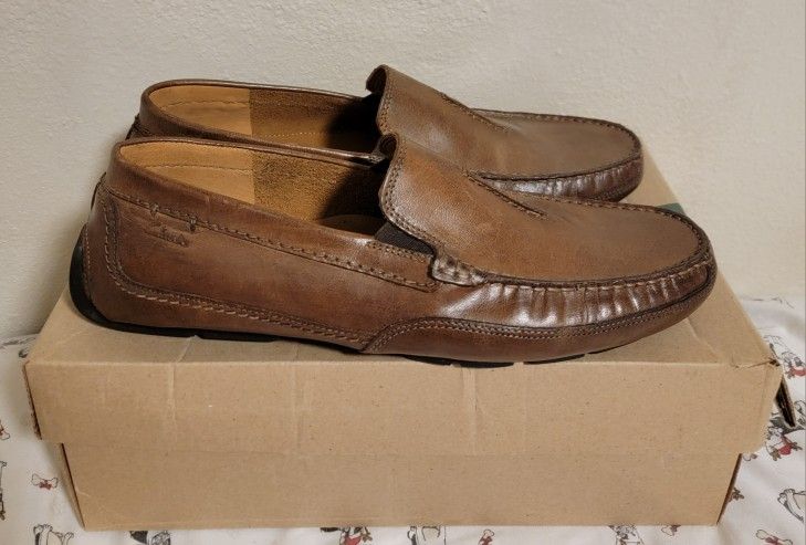 Men's 11 Clarks Ashmont Race Soft Cushion Leather Loafers