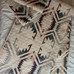 Pendleton “White Sands” Queen Quilt/Pillow Sham Set