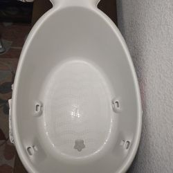 SKIP HOP MOBY SMART BATH TUB