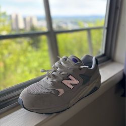 New Balance 580