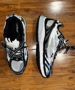Off-White Sneakers White Black Chunky Runners
