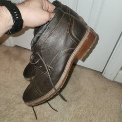 Perry Ellis Portfolio. Size 8.5 Good.condition