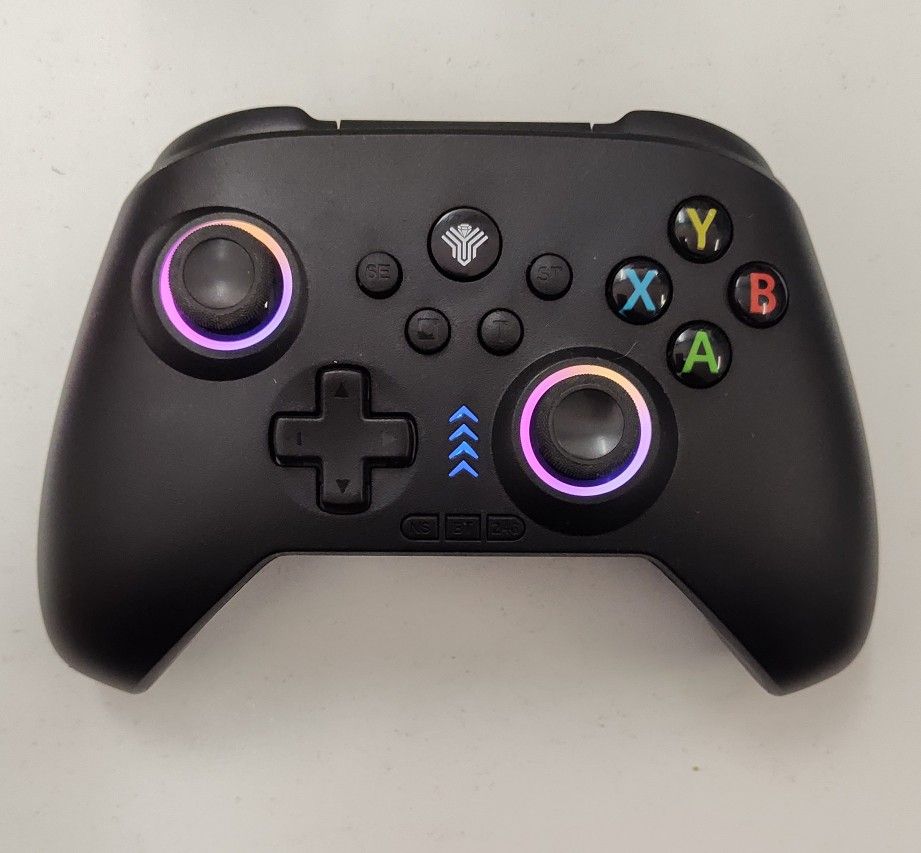 Wireless Gaming Controller With Led Lights Vibration And Gyro