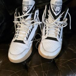 Puma x Rhude x Kuzma Mid White/Black Clyde all-Pro Sneaker Size 10.5