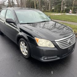 2010 Toyota Avalon