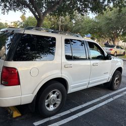 2004 Ford Explorer Sport Trac