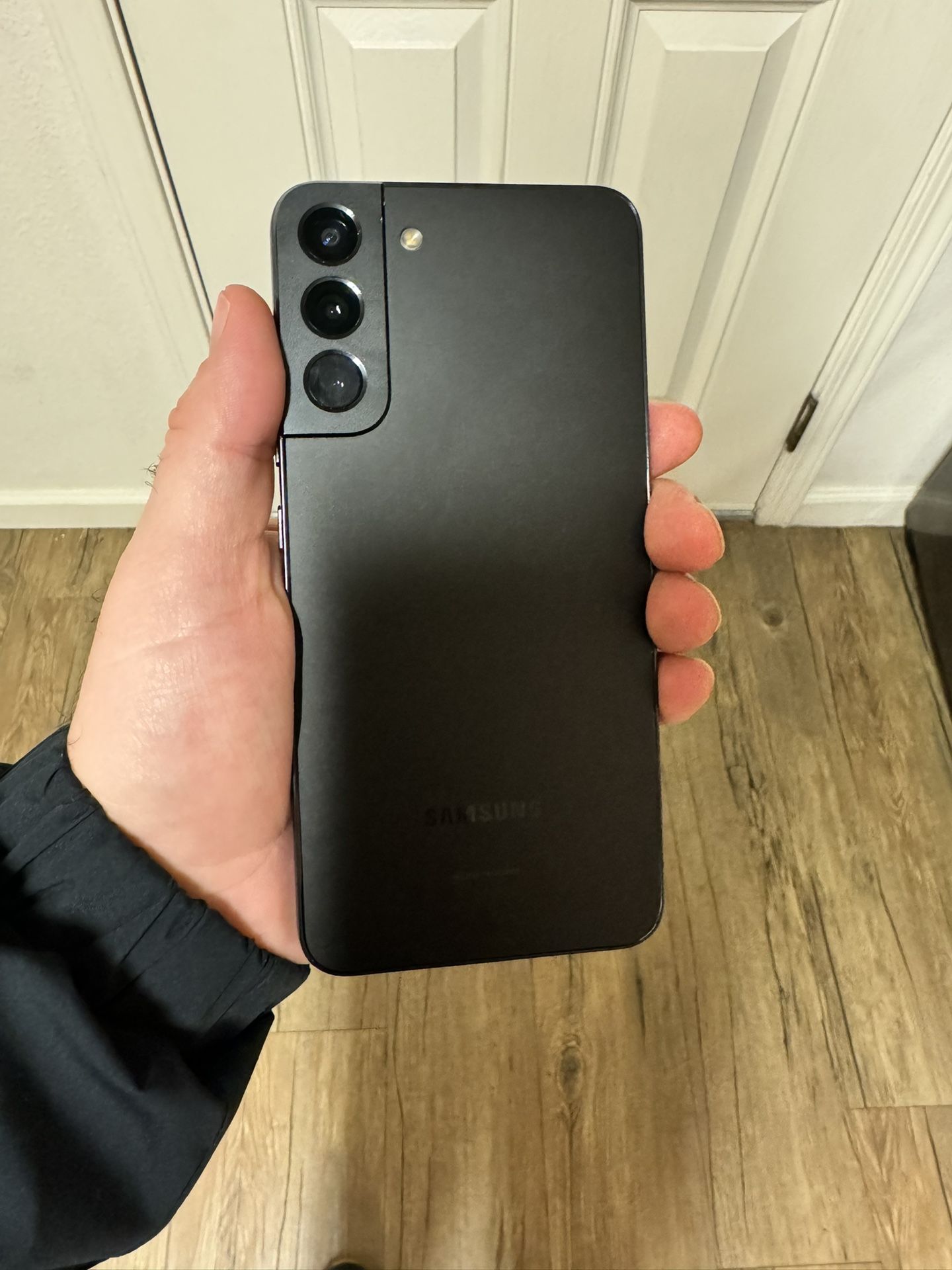 Galaxy S22 plus 128gb Unlocked