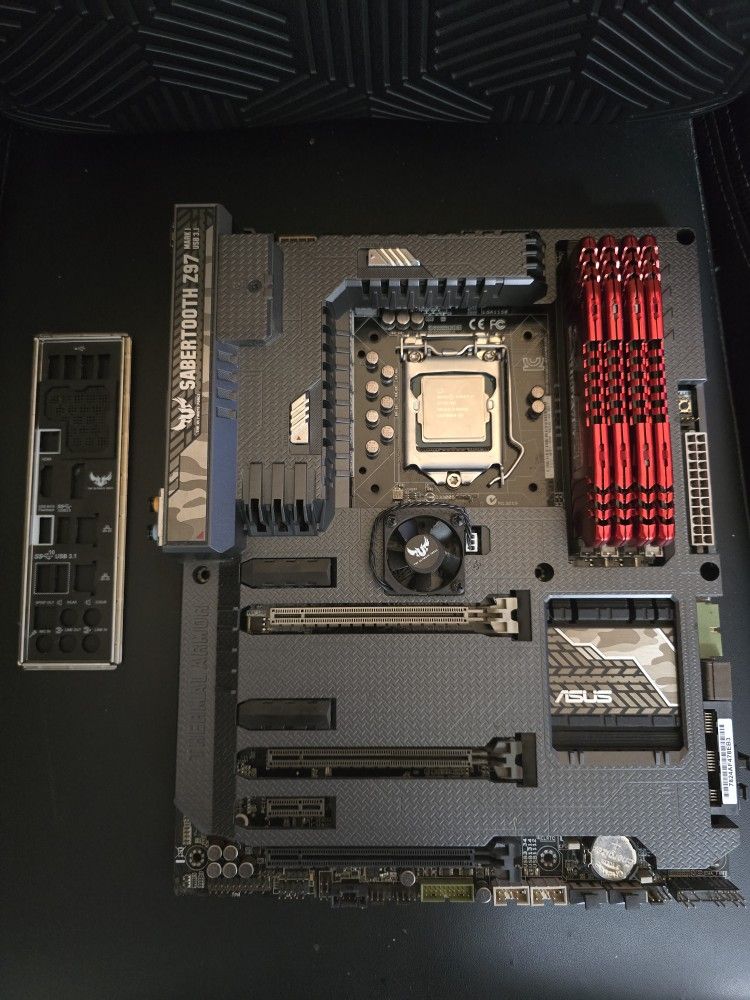 ASUS Sabertooth Z97 Motherboard W/ CPU + RAM