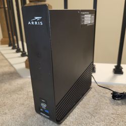 Arris Surfboard - 1GB Speed - Like NEW!