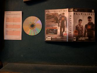 Half-Life 2 PC DVD – Original Valve Physical Release – Disc, Case & Insert