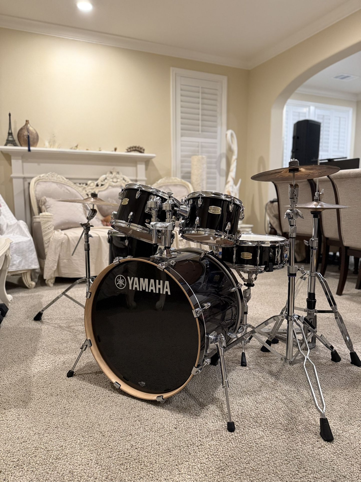 Yamaha 5 Piece Drum Set
