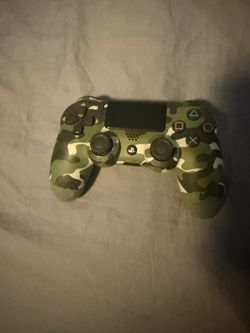 PS4 controller