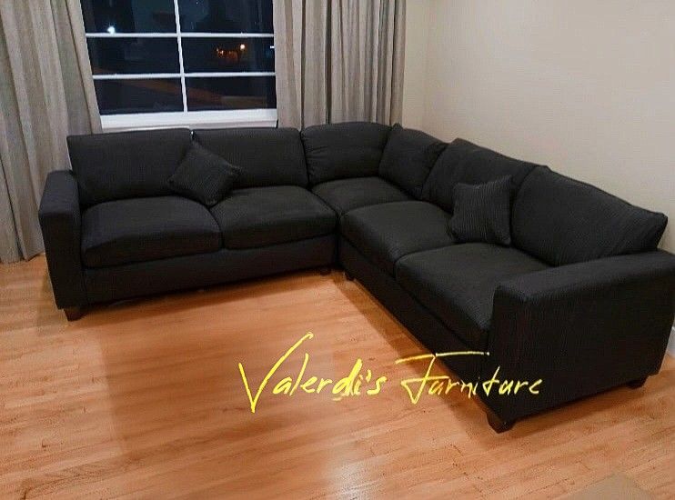 Sectional Sofa With Ottoman