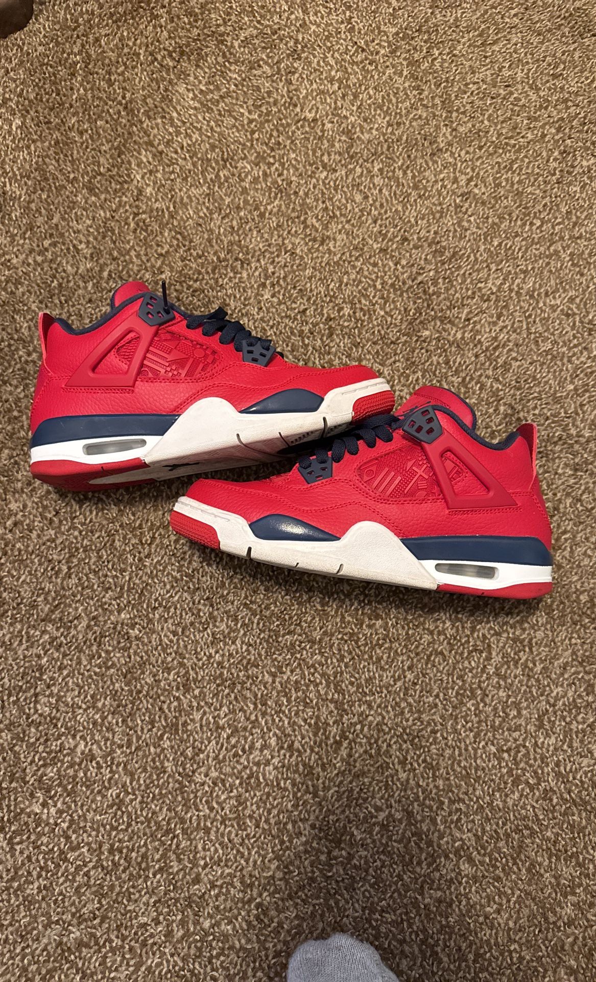 Jordan 4 FIBA