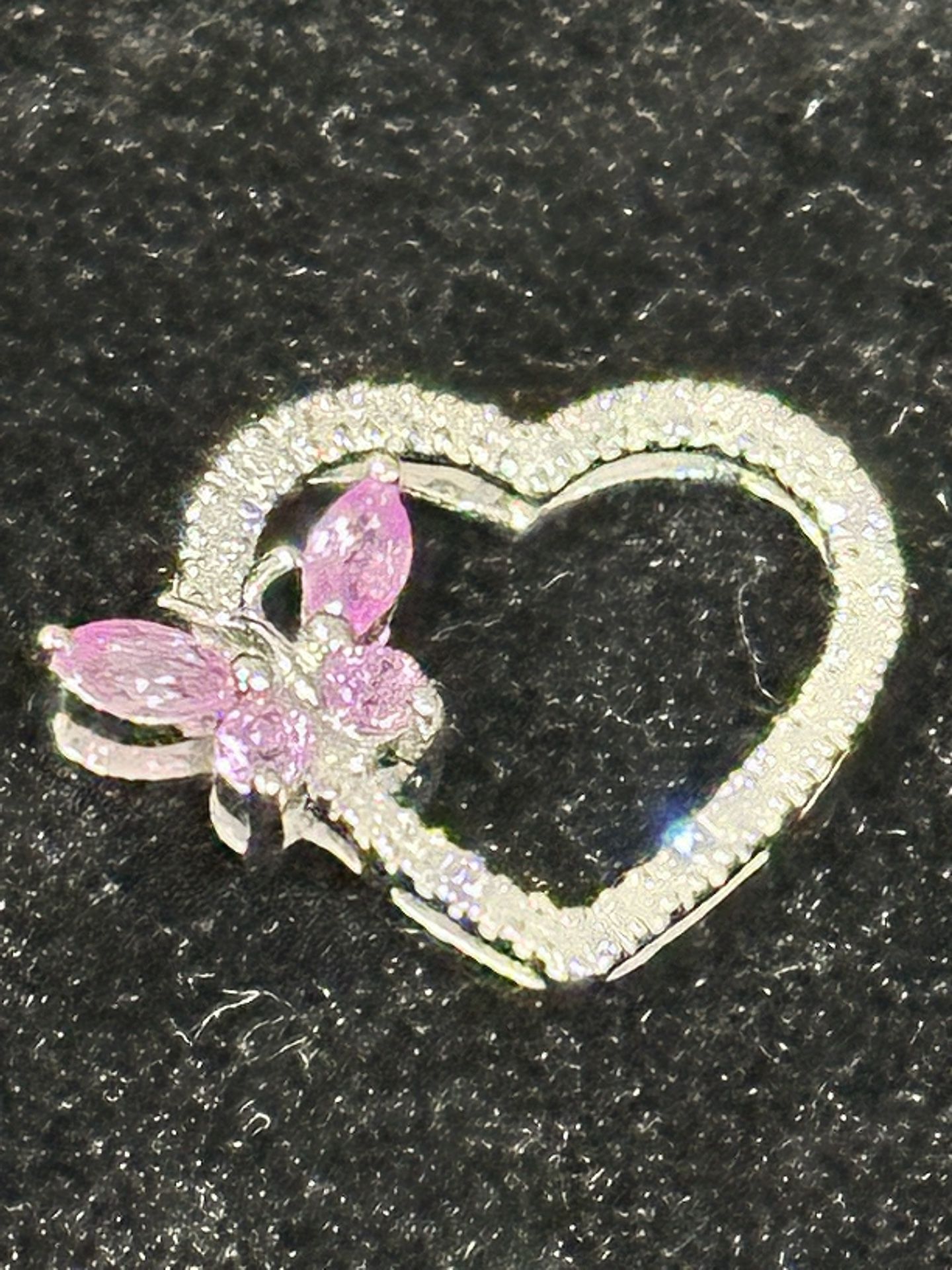 10k Diamonds White Gold heart Pendant 