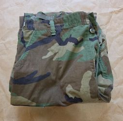 Two Pair of Woodland Camouflage BDU Cargo Pants Multiple Pockets Militaria Medium/Regular