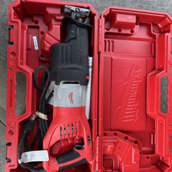 15 Amp Súper Sawzall Milwaukee (firm Price )