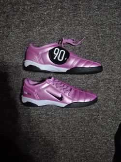 Woman sneakers