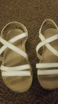 Toddler size 10 white sandals