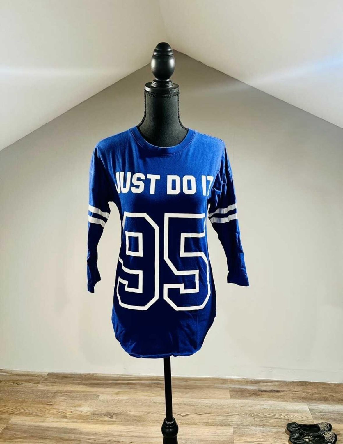 XS Nike Just Do It Top