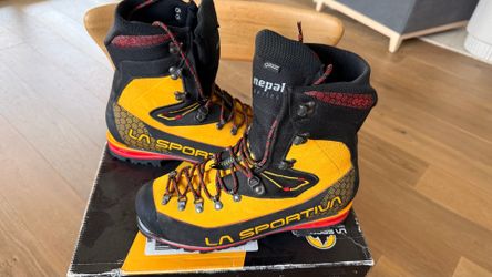 La Sportiva Nepal Cube GTX