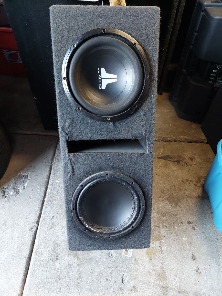 2 JL AUDIO Woofers $ 400