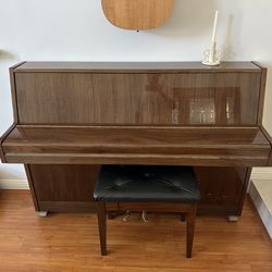 Schafer & Sons upright piano