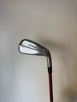 2025 Titleist u505 18* driving iron, ventus velocore + red 8 stiff, price is firm