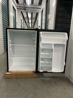 Mainstay Mini Fridge