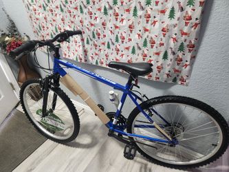 Huffy Bike Rack Greek 26 18 Speed Mont Sports New Ready To Ride good condition