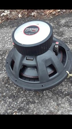 2 kicker 12" subs
