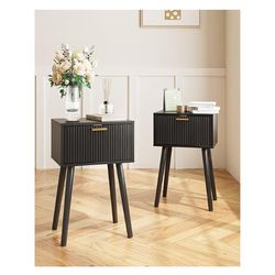 Night Stand Set 2, Black Nightstand with Fluted Doors, Small Modern Mid-Century Bedside Table for Bedroom, End Table for Living Room