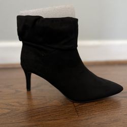 Super Cute Booty Size 8.5