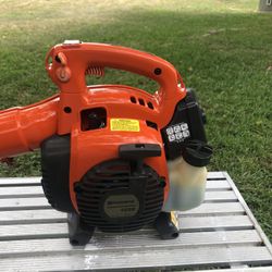 Husgvarna  Blower  B135