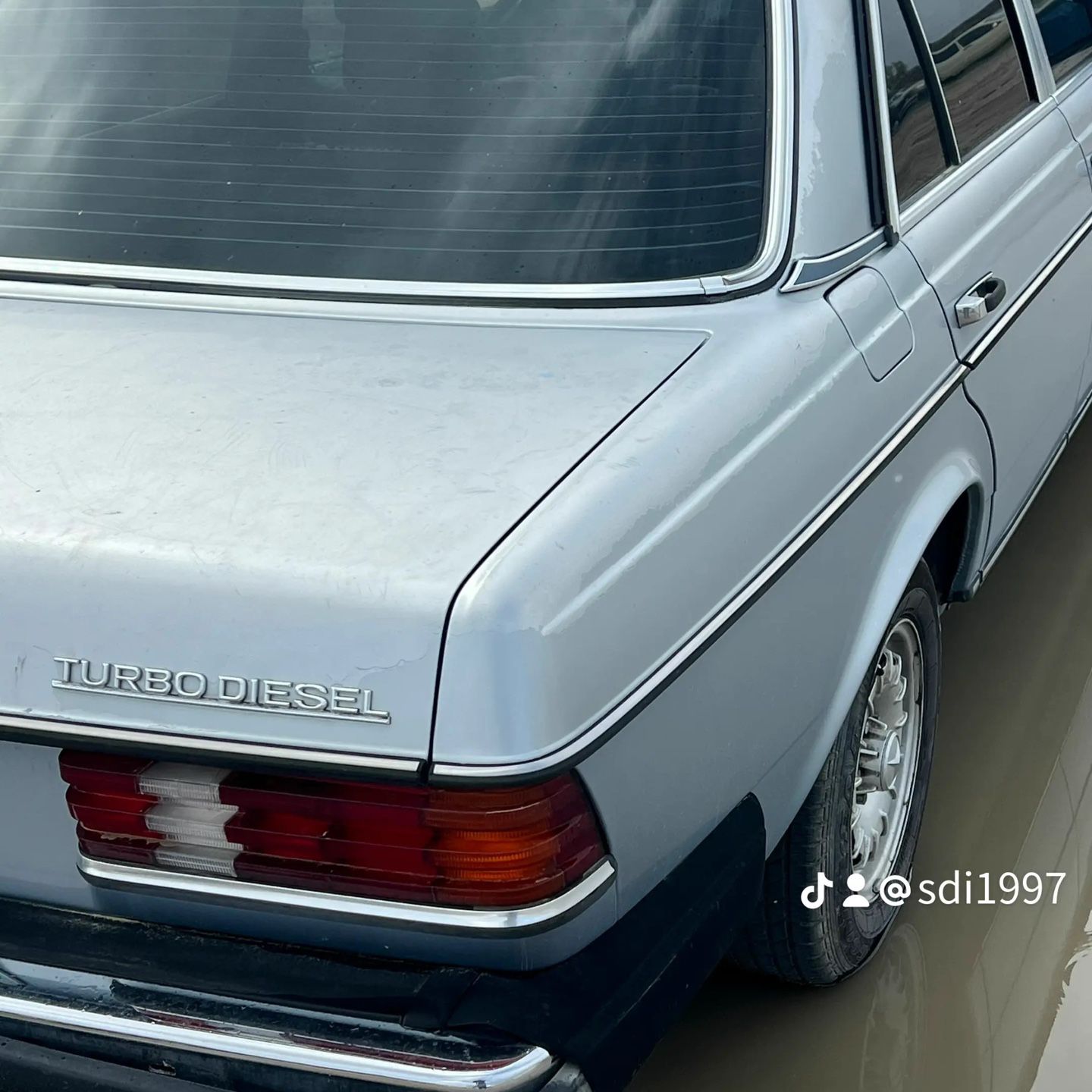 1985 Mercedes-Benz 300
