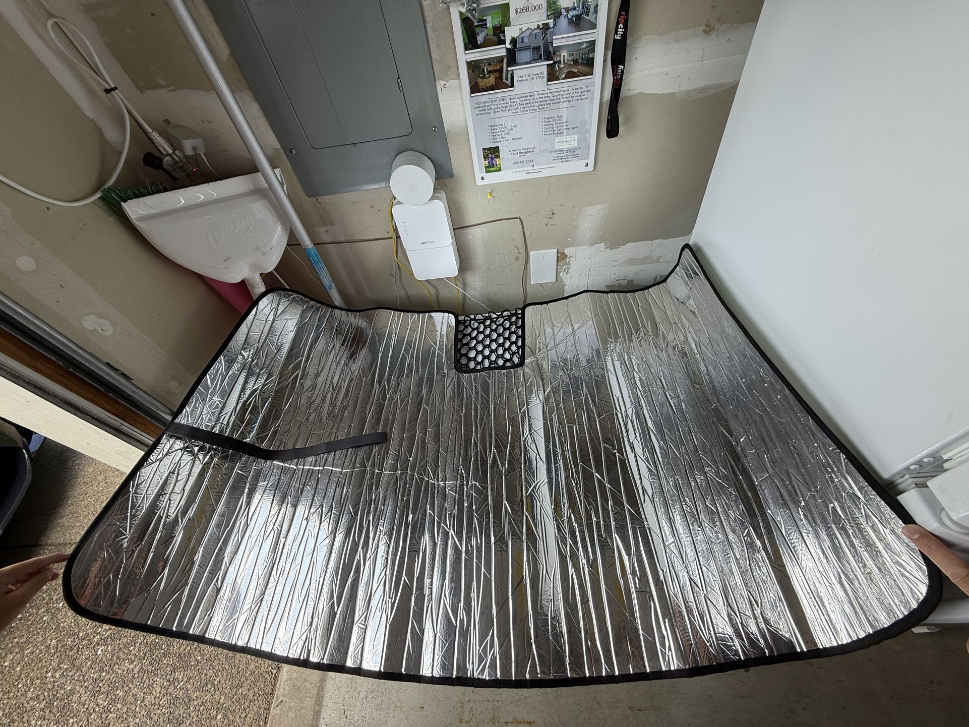 Toyota Sienna Windshield Sun Shade