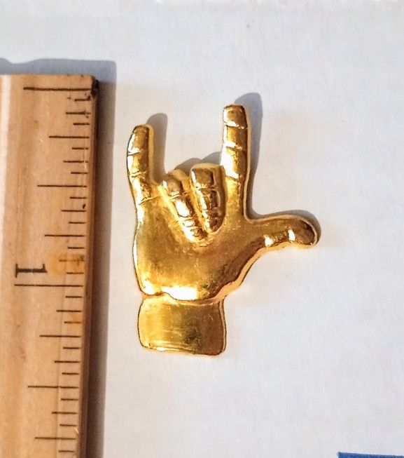 Hand Sign Language Love Vintage Collectible Lapel Pin A-1