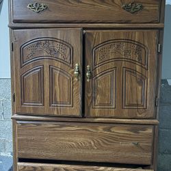 3 Drawer Dresser With Cabinet 